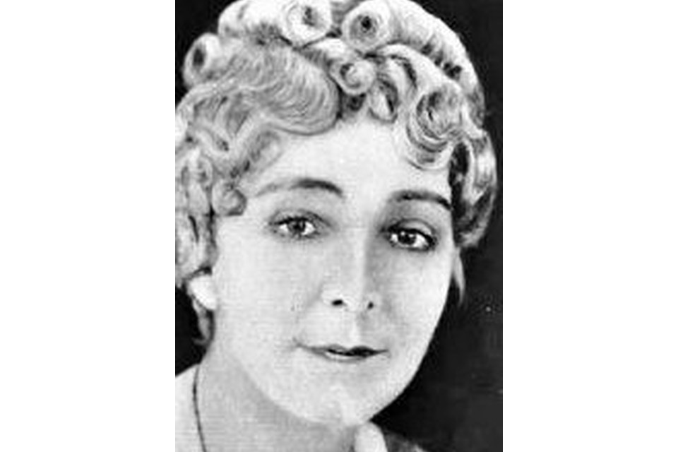 Edythe Chapman