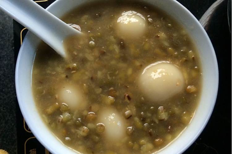 綠豆湯圓 綠豆湯圓