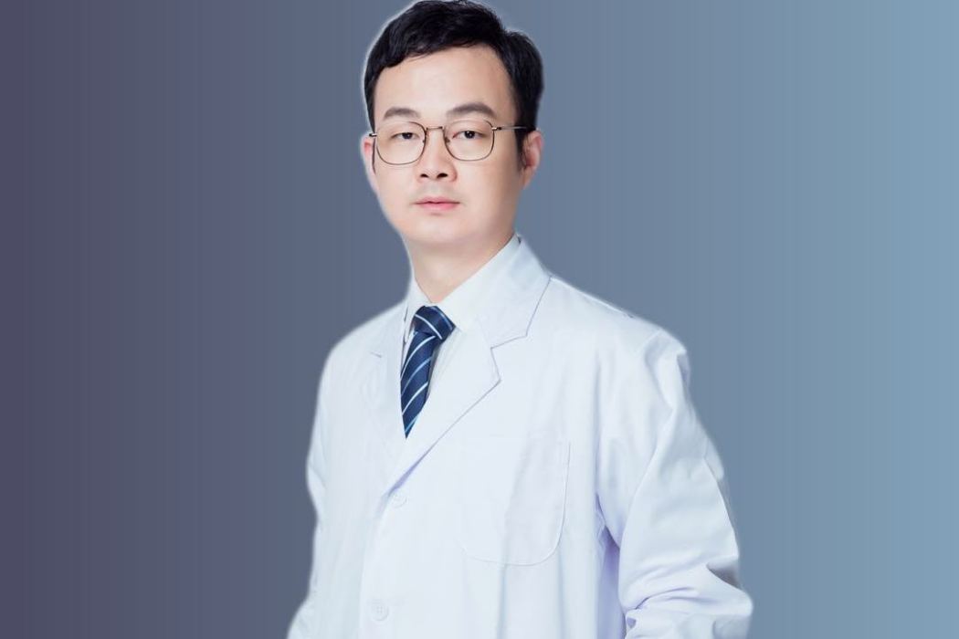 呂成(上海九慕醫療美容門診部醫生) 呂成(上海九慕醫療美容門診部醫生)