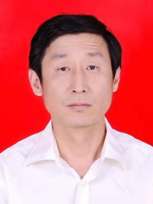 李洪波(山東省濱州市博興縣教育和體育局黨組成員、縣教育事業發展中心副主任) 李洪波(山東省濱州市博興縣教育和體育局黨組成員、縣教育事業發展中心副主任)