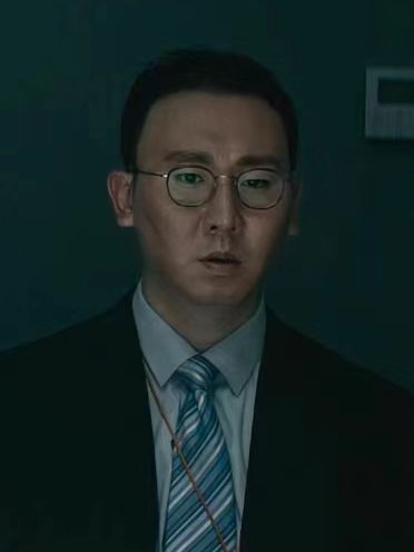 趙欣(喜劇愛情電影《逗愛熊仁鎮》中的角色) 趙欣(喜劇愛情電影《逗愛熊仁鎮》中的角色)