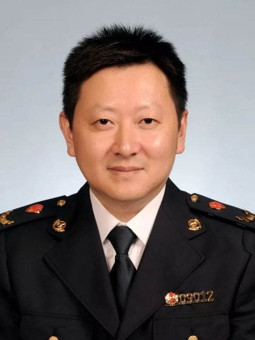 劉俊(上海市虹口區嘉興路街道黨工委書記、人大工委主任) 劉俊(上海市虹口區嘉興路街道黨工委書記、人大工委主任)