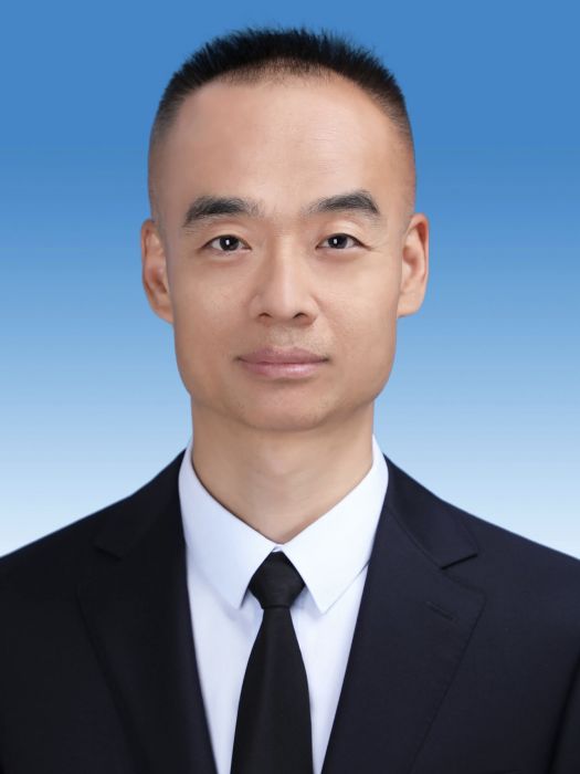 馮曉軍(陝西省寶雞市人民政府黨組成員、副市長,市公安局黨委書記、局長、督察長) 馮曉軍(陝西省寶雞市人民政府黨組成員、副市長,市公安局黨委書記、局長、督察長)