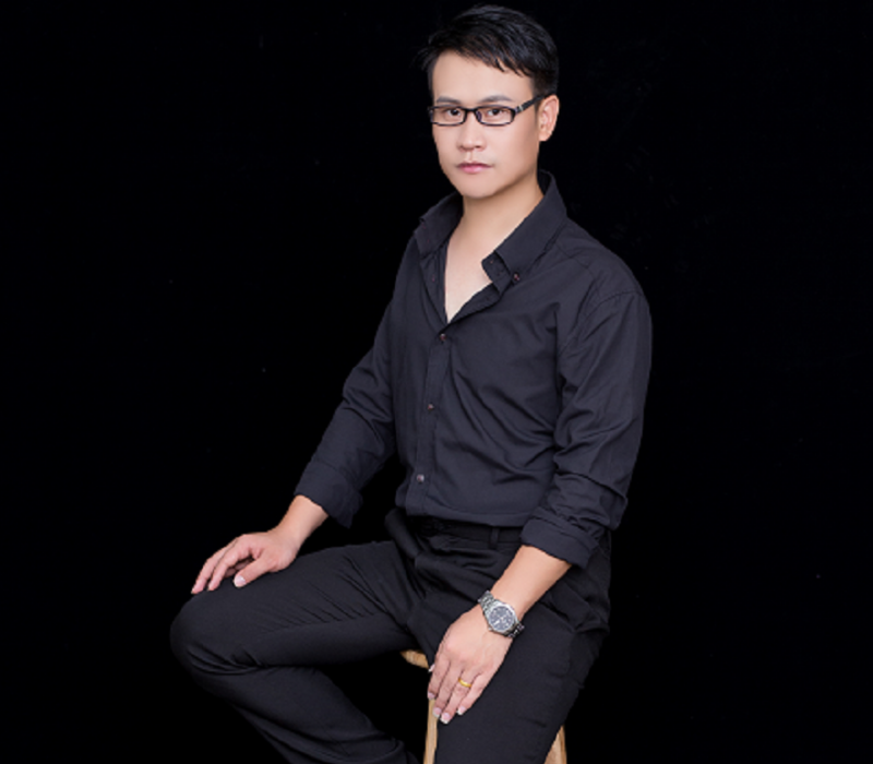 朱龍偉 朱龍偉