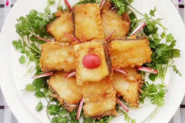 蛋酥魚塊 蛋酥魚塊