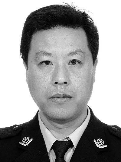 王軍(天津市高速公路二支隊原交警) 王軍(天津市高速公路二支隊原交警)