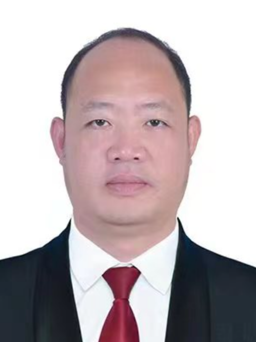 黃虎(廣西壯族自治區北海市鐵山港區人民政府辦公室副主任、黨組成員) 黃虎(廣西壯族自治區北海市鐵山港區人民政府辦公室副主任、黨組成員)