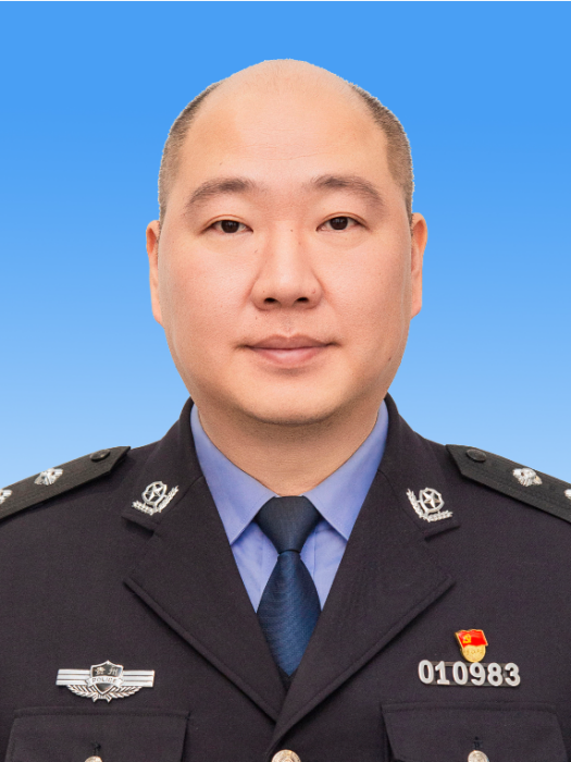 肖衍(貴州省遵義市公安局播州分局黨委委員、副局長) 肖衍(貴州省遵義市公安局播州分局黨委委員、副局長)