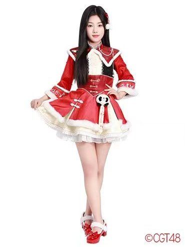 王依(中國女歌手,CGT48成員) 王依(中國女歌手,CGT48成員)