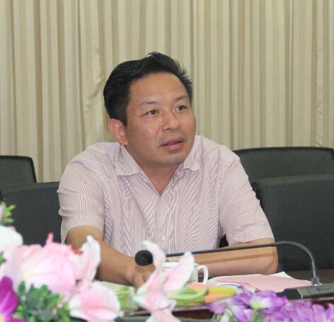 馮建湘(株洲市人大常委會副主任) 馮建湘(株洲市人大常委會副主任)