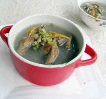 綠豆鴿子湯