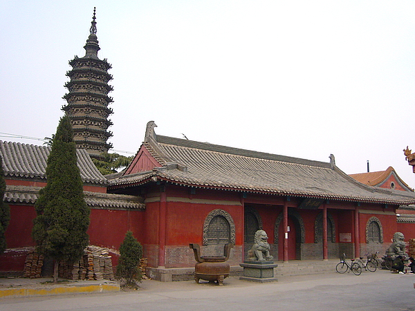 臨濟寺澄靈塔