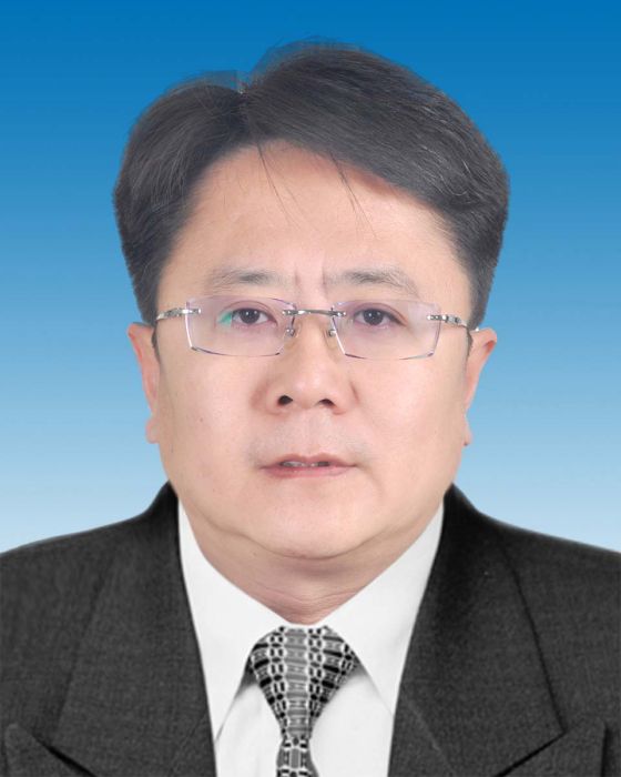 王志超(德州市國資委副主任、黨委委員) 王志超(德州市國資委副主任、黨委委員)