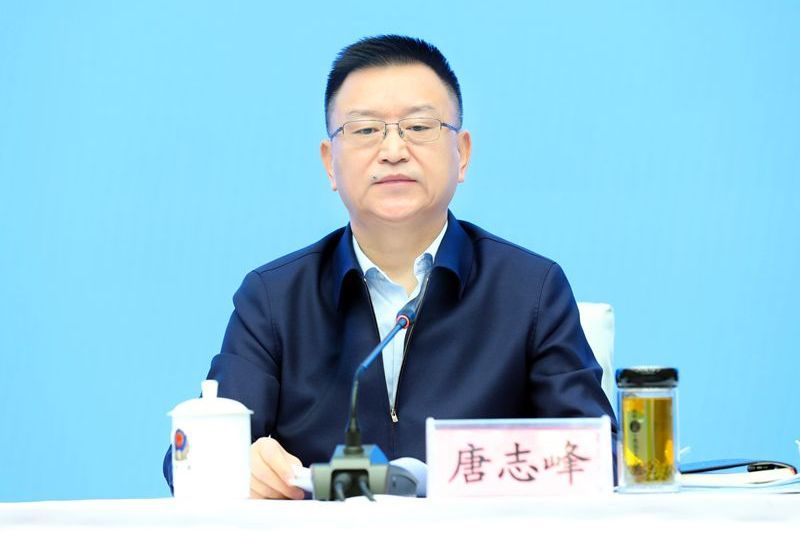 唐志峰(甘肅省大數據中心黨組書記、主任) 唐志峰(甘肅省大數據中心黨組書記、主任)