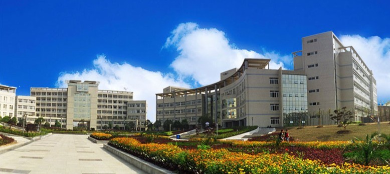 三峽大學科技學院