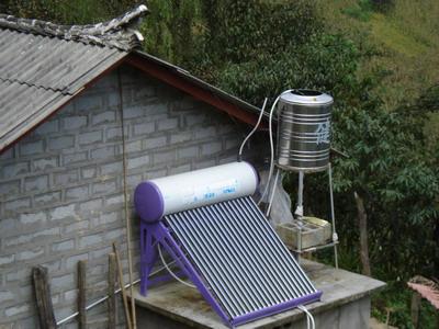 村民安裝太陽能