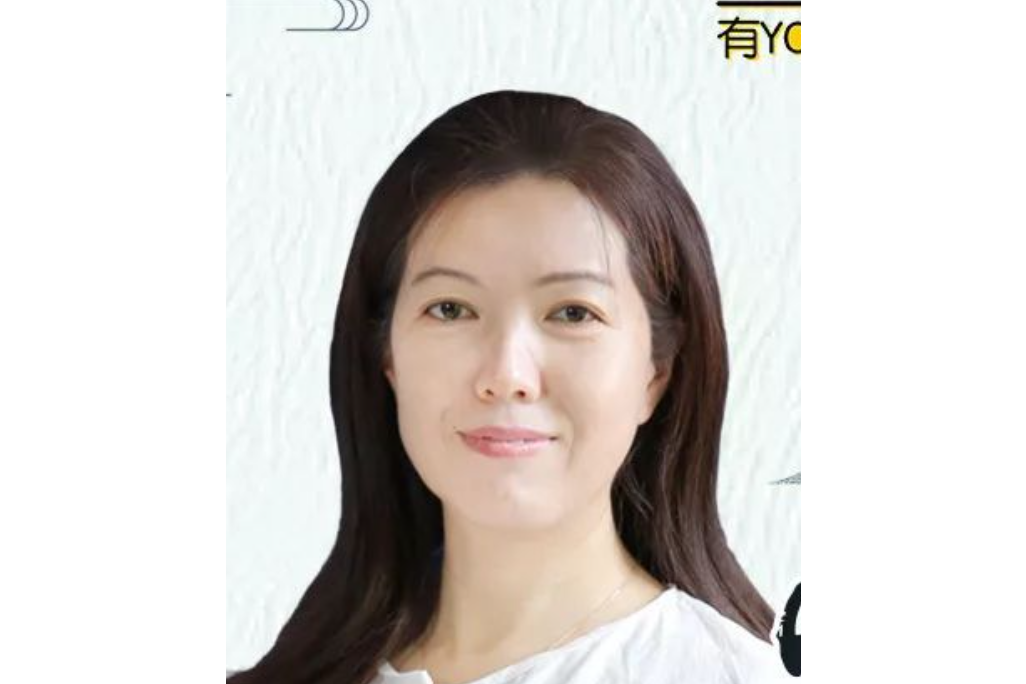 曹鳳英(貴州省貴陽市南明區南明國小校長、教師) 曹鳳英(貴州省貴陽市南明區南明國小校長、教師)