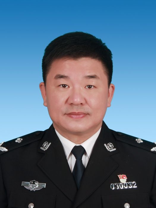 周輝(浙江省溫州甌江口產業集聚區黨工委委員) 周輝(浙江省溫州甌江口產業集聚區黨工委委員)