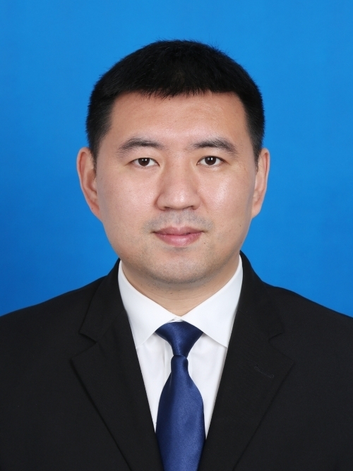 周鋒(浙江省衢州市衢江區副區長、市公安局衢江分局局長) 周鋒(浙江省衢州市衢江區副區長、市公安局衢江分局局長)