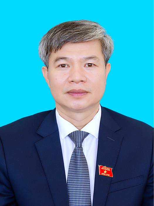 梅春平(越南清化省委委員、民族事務委員會主任) 梅春平(越南清化省委委員、民族事務委員會主任)