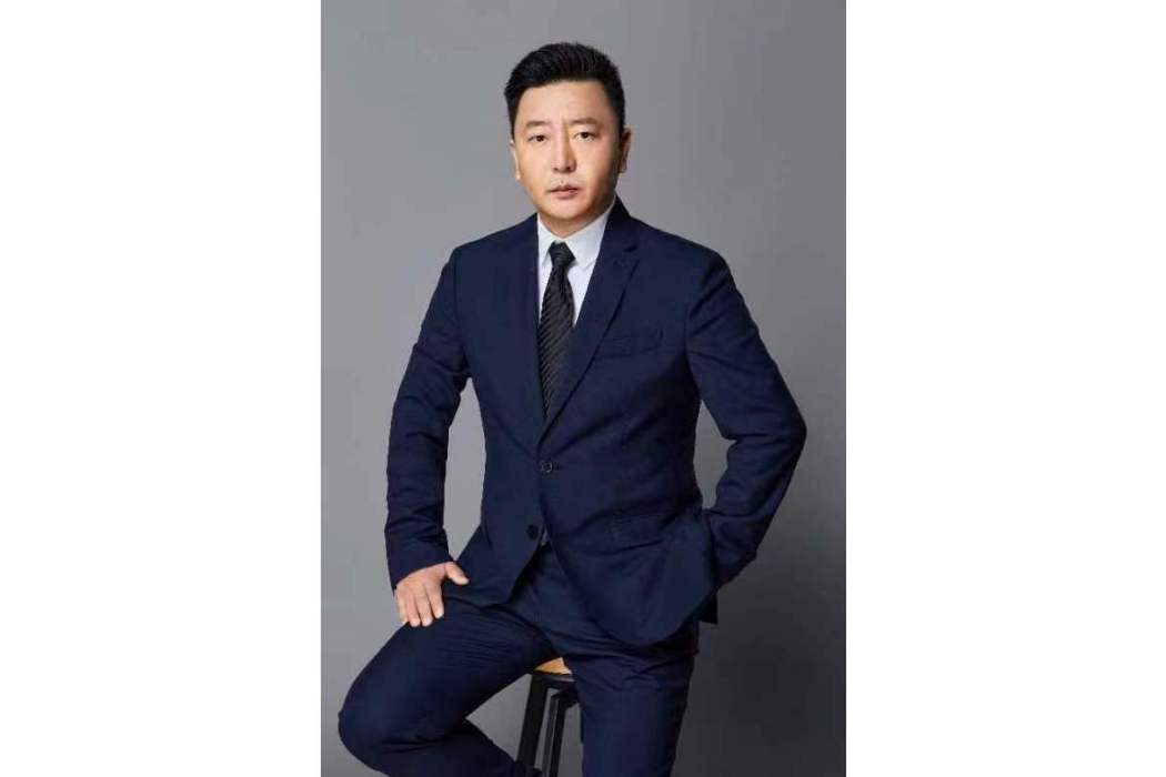 楊凱(廣東優易投資發展集團有限公司董事長) 楊凱(廣東優易投資發展集團有限公司董事長)