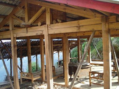 王機卡自然村的木架結構住房