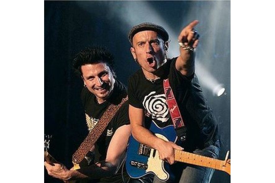Fito Y Los Fitipaldis Fito Y Los Fitipaldis