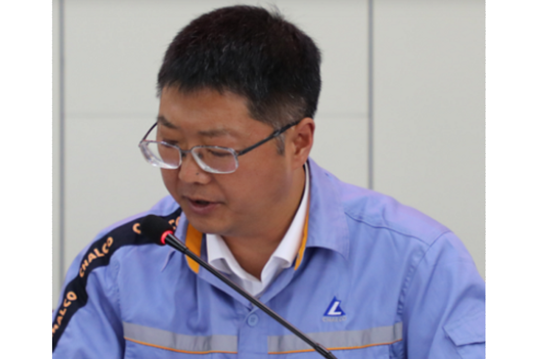 許峰(中國鋁業股份有限公司副總裁) 許峰(中國鋁業股份有限公司副總裁)