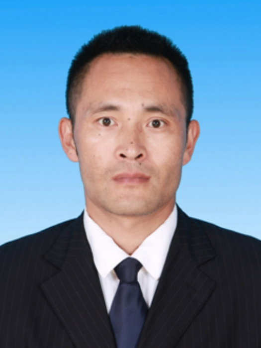 趙明亮(雲南省楚雄彝族自治州雙柏縣審計局黨組成員、雙柏縣領導幹部任期經濟責任審計工作聯席會議辦公室主任) 趙明亮(雲南省楚雄彝族自治州雙柏縣審計局黨組成員、雙柏縣領導幹部任期經濟責任審計工作聯席會議辦公室主任)