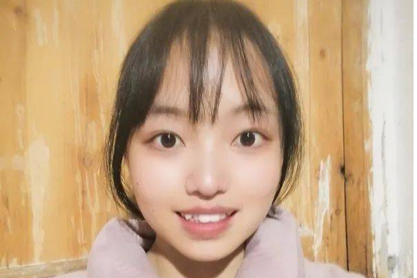 諶麗(2021年G405次列車上救助嬰兒的女大學生) 諶麗(2021年G405次列車上救助嬰兒的女大學生)