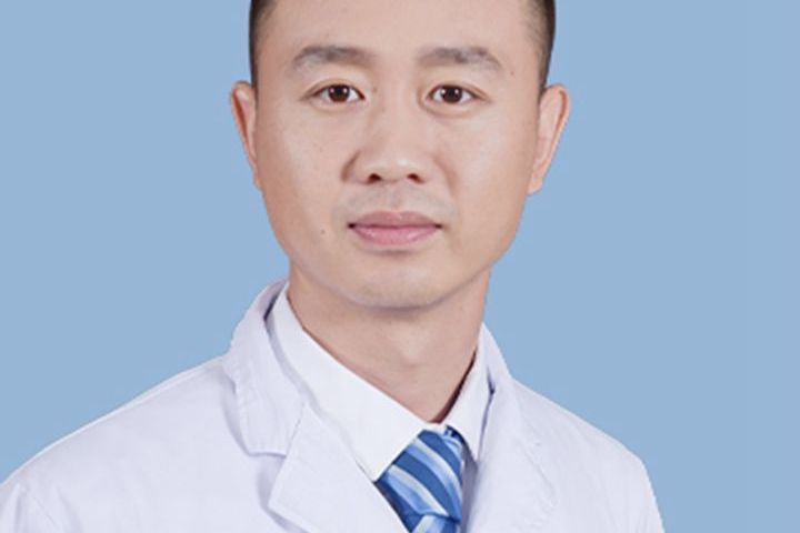 宋超(上海新視界中興眼科醫院眼科醫生) 宋超(上海新視界中興眼科醫院眼科醫生)