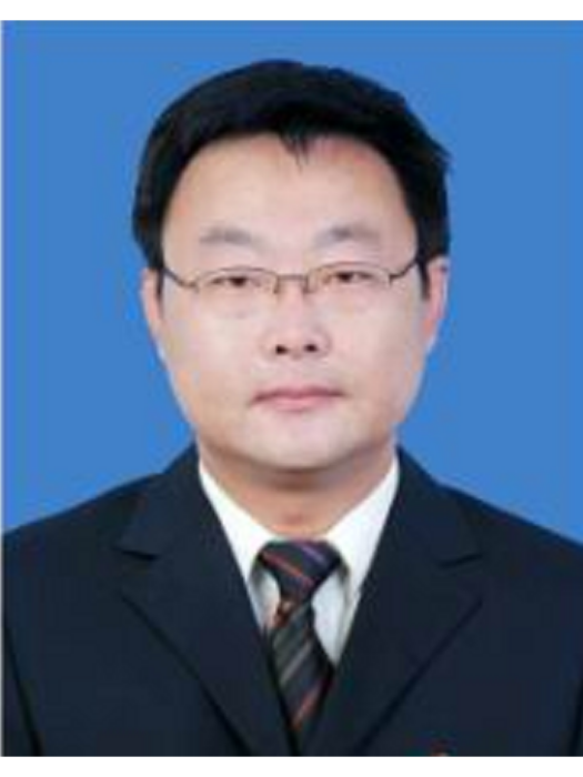 王大慶(山東省泰安市泰山區司法局黨組成員、二級主任科員) 王大慶(山東省泰安市泰山區司法局黨組成員、二級主任科員)