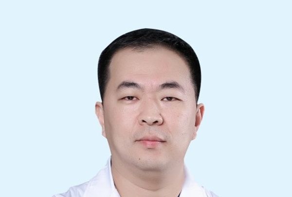牛亞南(口腔專業醫生) 牛亞南(口腔專業醫生)