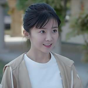 郝靚 郝靚
