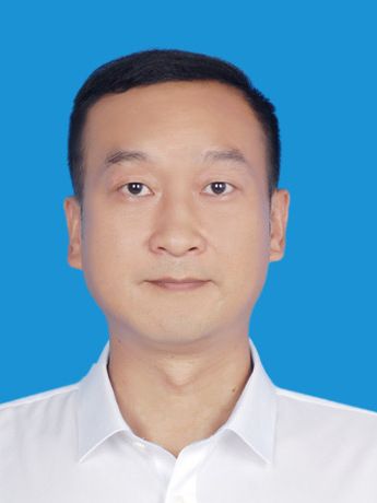 陳強(湖北省宜昌市生態環境局興山縣分局黨組書記、局長)