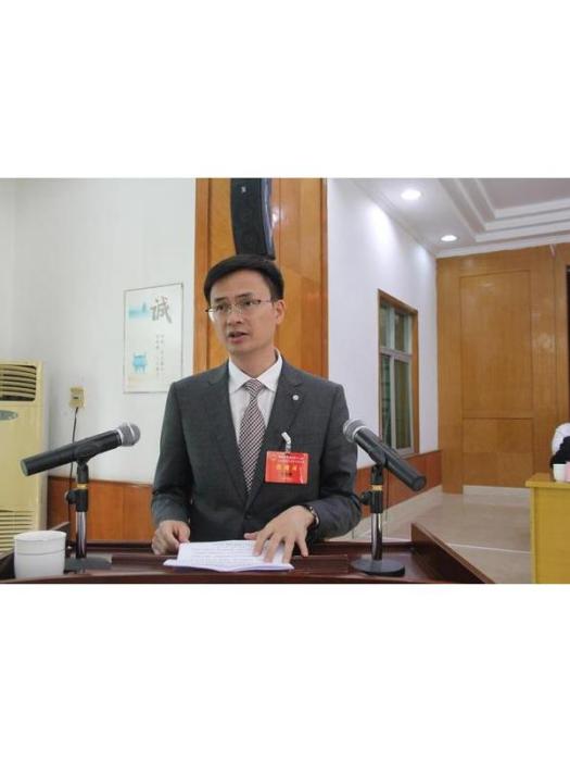 李振彪(惠州市惠城區經普辦主任、馬安鎮人民政府鎮長) 李振彪(惠州市惠城區經普辦主任、馬安鎮人民政府鎮長)