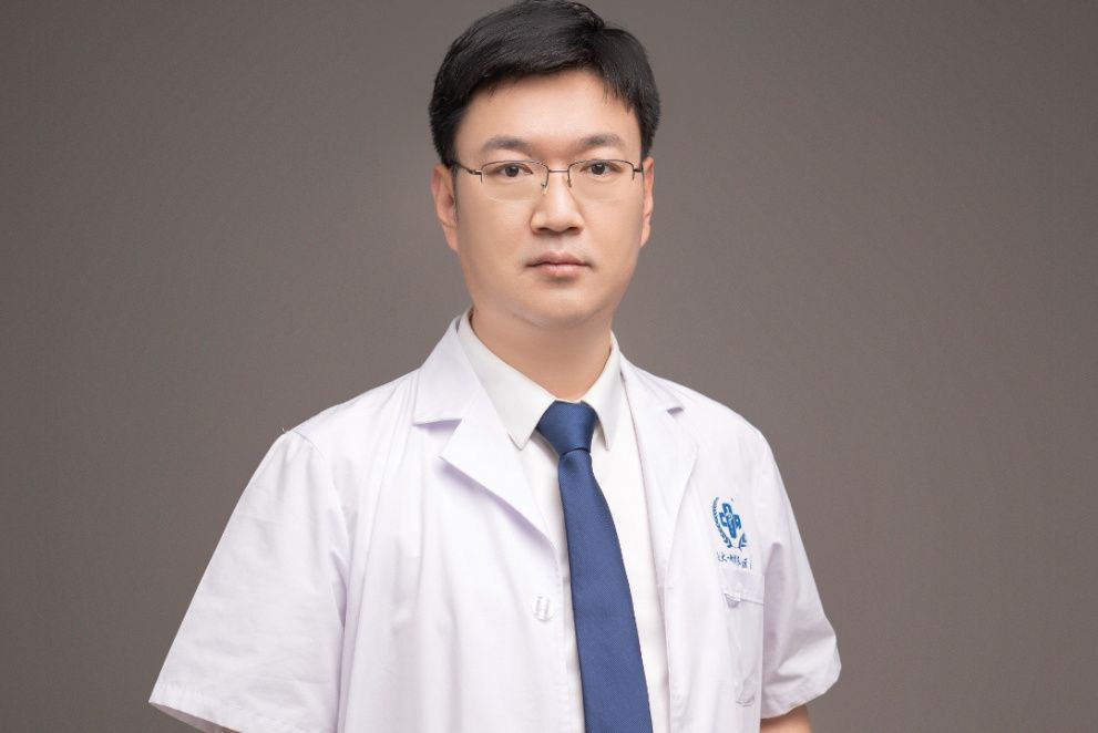 趙永華(西安市長安區醫院介入血管科主任) 趙永華(西安市長安區醫院介入血管科主任)