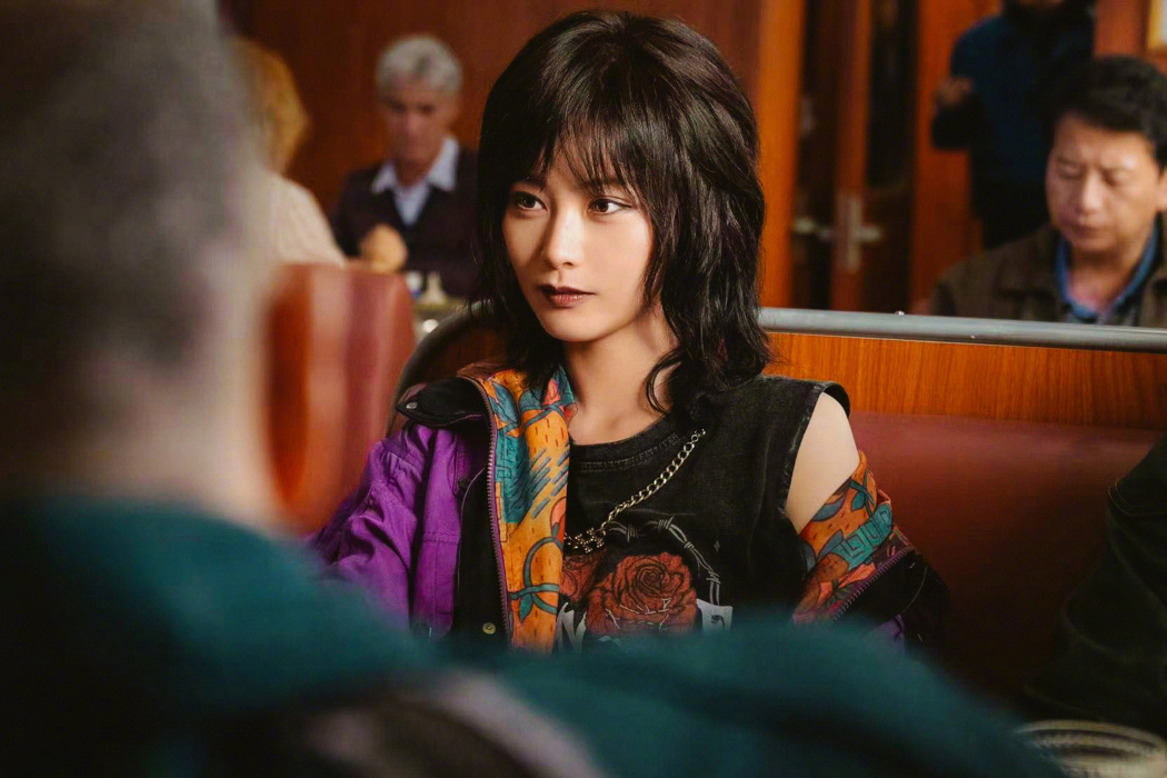 趙娜(電影《93國際列車大劫案:莫斯科行動》中的女配角) 趙娜(電影《93國際列車大劫案:莫斯科行動》中的女配角)
