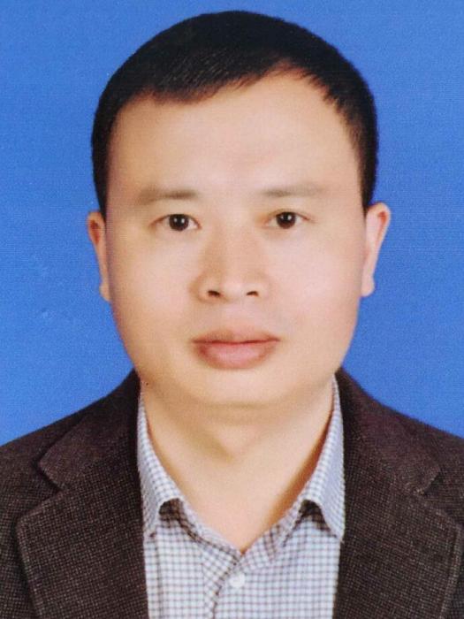 何朝陽(蘄春縣縣委常委、縣政府副縣長) 何朝陽(蘄春縣縣委常委、縣政府副縣長)