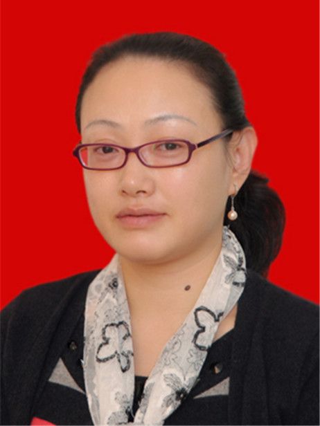 盧珊(湖南省郴州市桂陽縣人力資源和社會保障局二級主任科員) 盧珊(湖南省郴州市桂陽縣人力資源和社會保障局二級主任科員)