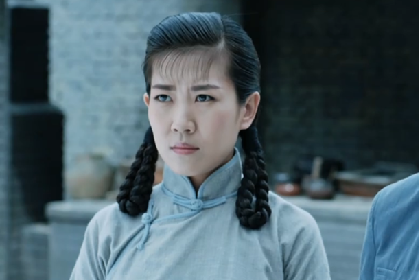 白露(革命劇《兄弟營》中的角色) 白露(革命劇《兄弟營》中的角色)