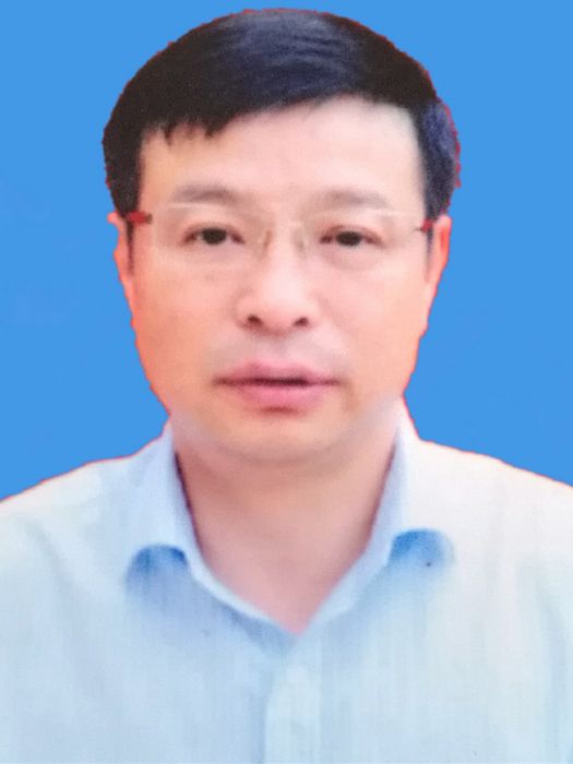 陳翔(常德職業技術學院黨委委員、副院長) 陳翔(常德職業技術學院黨委委員、副院長)