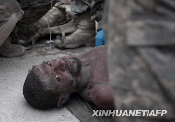海地地震後一男子被埋半個月獲救