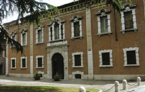 波倫亞·托西奧·瑪迪納科藝術博物館