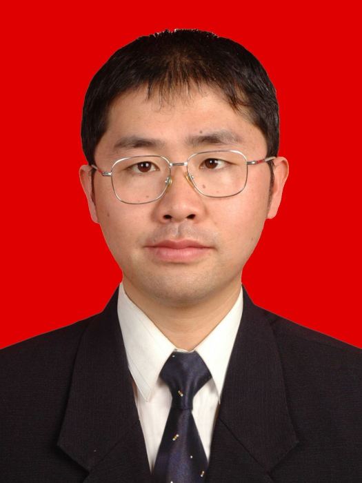 周曉東(貴州省正安縣人力資源和社會保障局黨組成員、副局長,三級主任科員) 周曉東(貴州省正安縣人力資源和社會保障局黨組成員、副局長,三級主任科員)