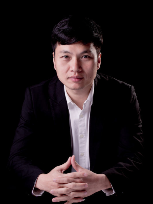 楊振華(勐海凰馨茶業有限公司董事長) 楊振華(勐海凰馨茶業有限公司董事長)