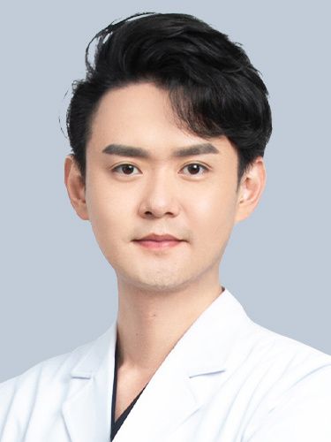 李淵(雲南吳氏嘉美醫療美容醫院醫生) 李淵(雲南吳氏嘉美醫療美容醫院醫生)