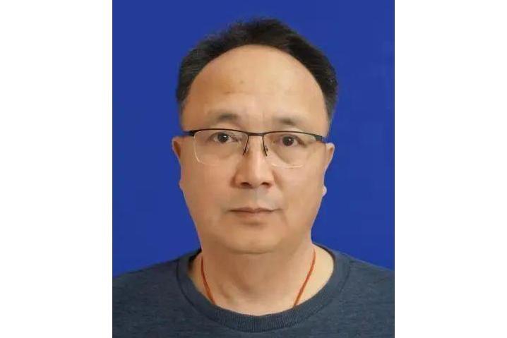 張曉勇(中國煤炭地質總局水文地質局扶貧辦科長) 張曉勇(中國煤炭地質總局水文地質局扶貧辦科長)