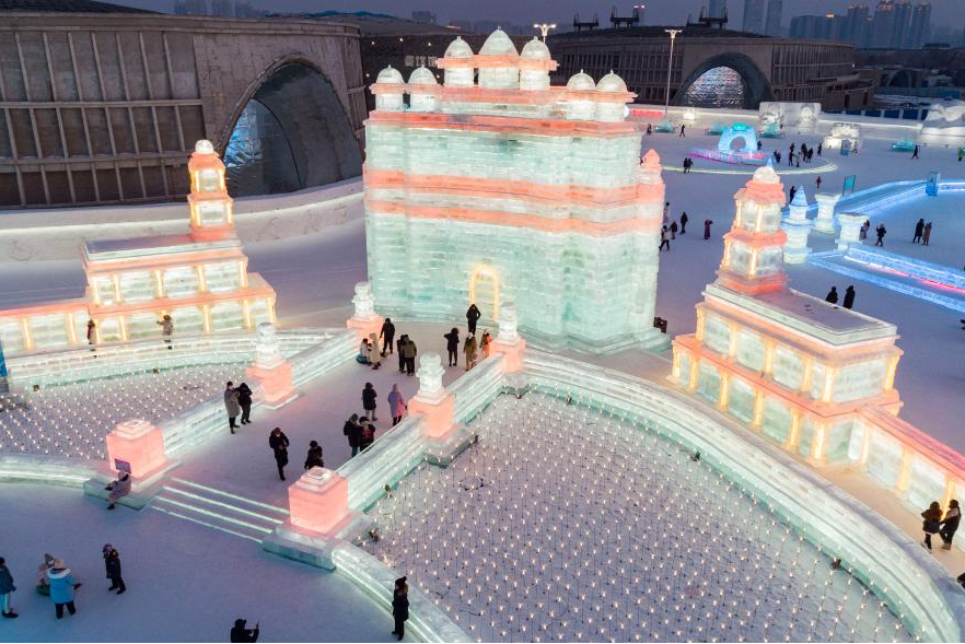 勝利之城(哈爾濱冰雪大世界園區冰雪景觀) 勝利之城(哈爾濱冰雪大世界園區冰雪景觀)