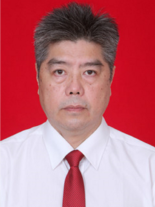 何華君(廣西壯族自治區梧州市審計局二級調研員) 何華君(廣西壯族自治區梧州市審計局二級調研員)